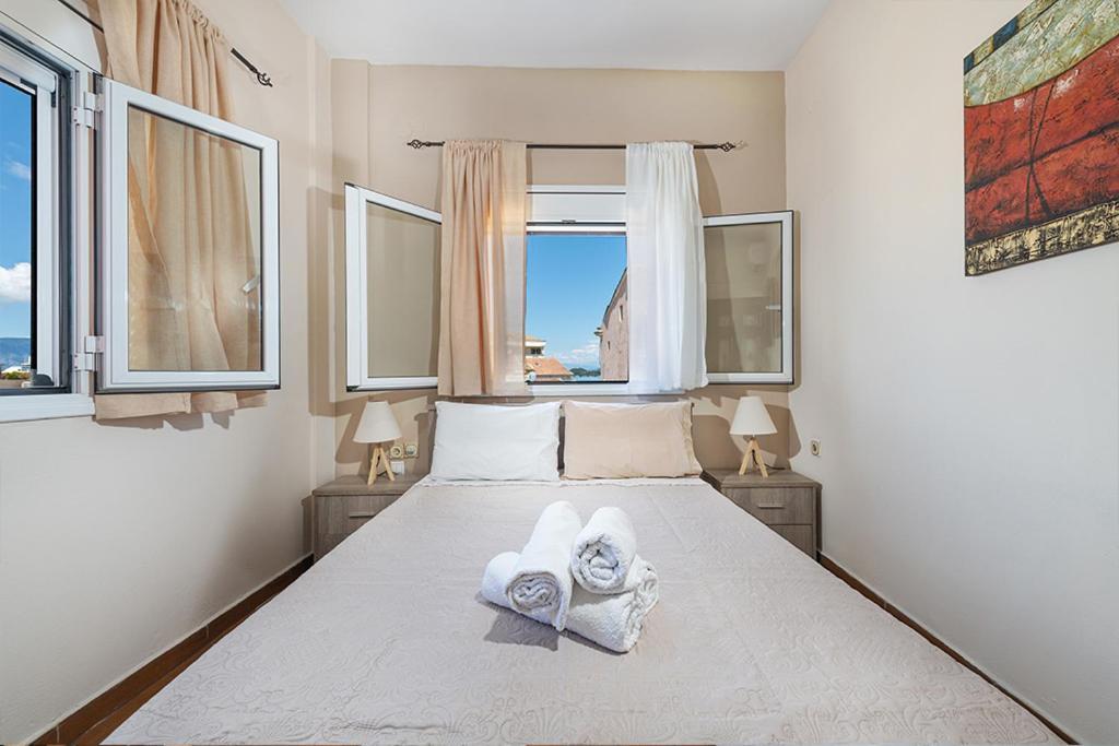 Fay'S Sea View Luxury Rooms Mantouki Exterior foto